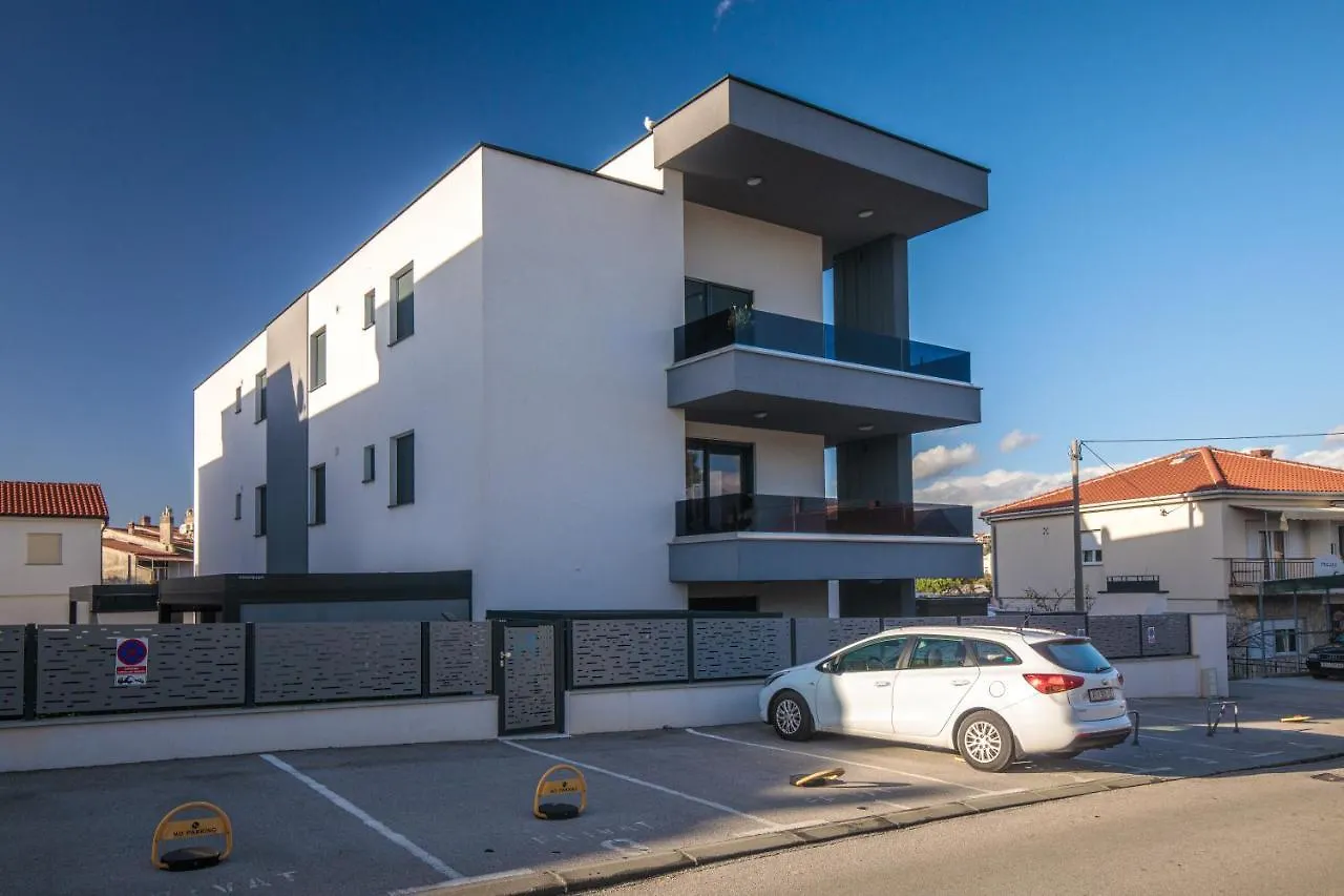 Comfortable 2 Bedroom Apartment Marina Close To Beach Krk Town